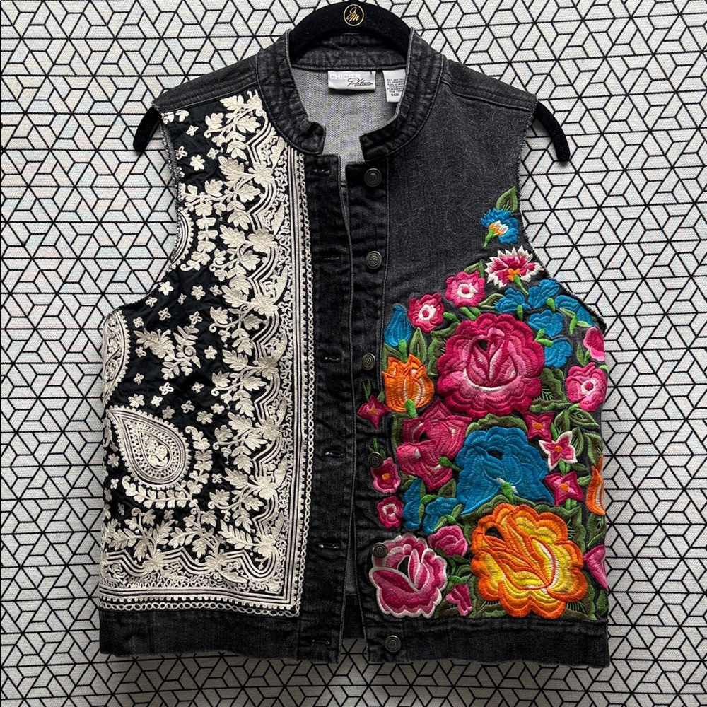 Chico's Platinum Collection Gray Denim Vest Floral and Lace